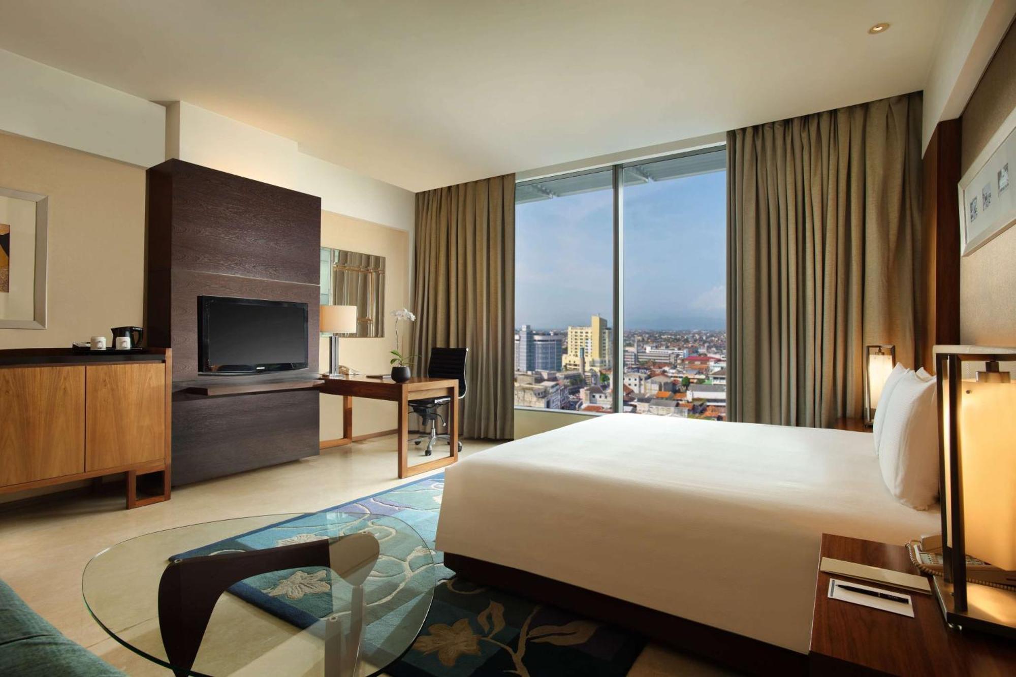 ฮิลตัน บันดุง Hotel ภายนอก รูปภาพ
